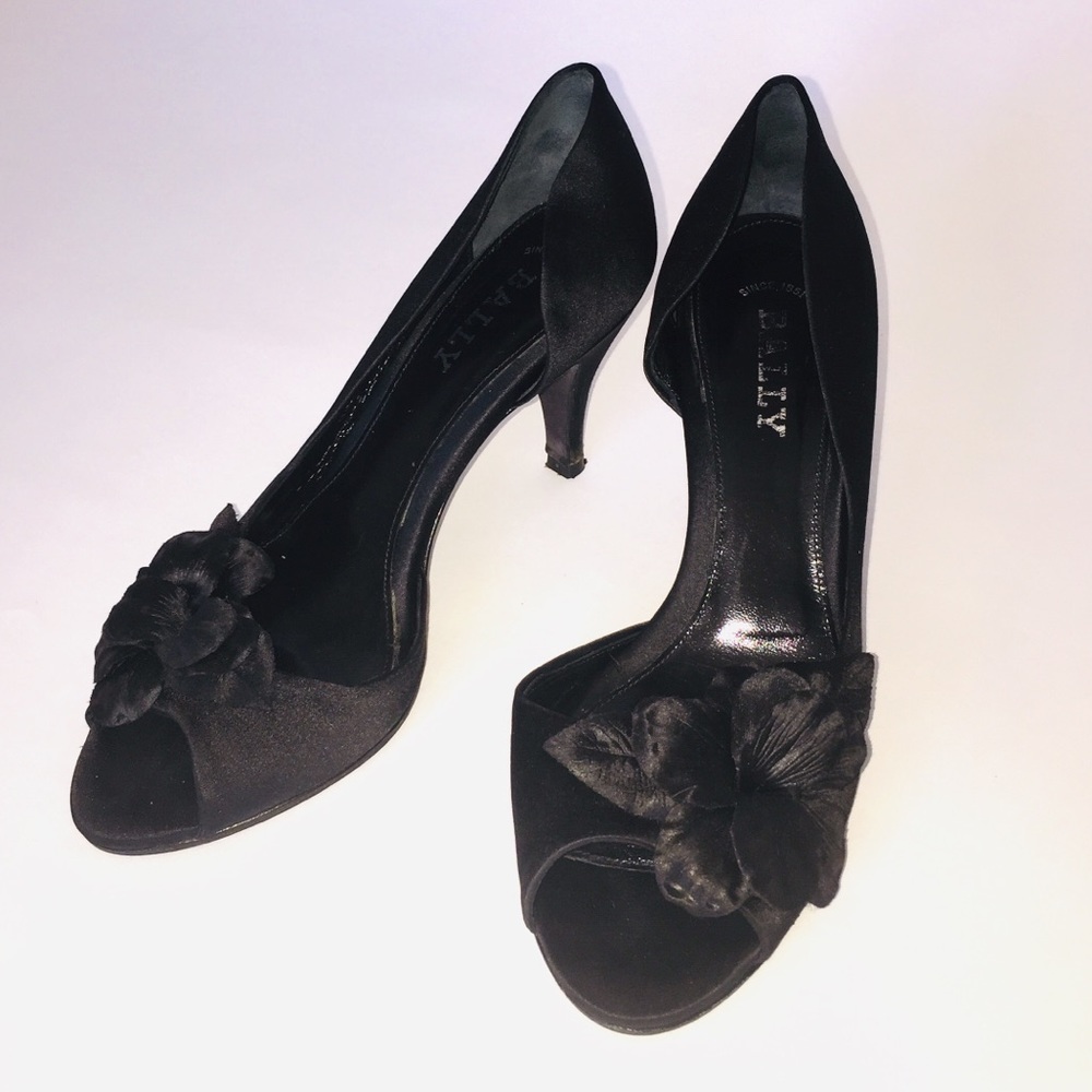Bally Pumps with flower appliqué. Black satin.
